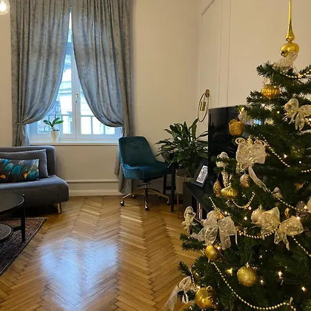 شقة Dragonfly بلغراد